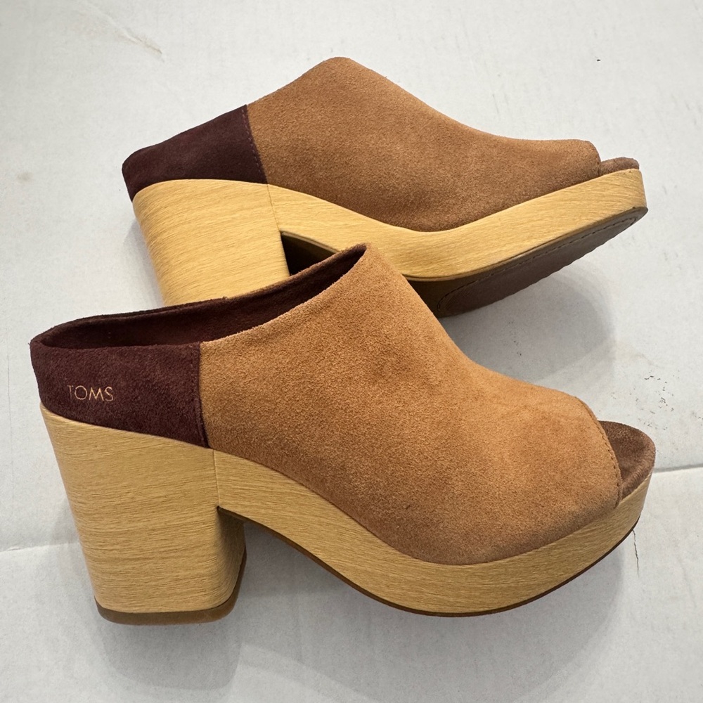 TOMS Women's Tan and Brown Suede Heeled Mules